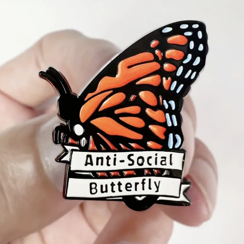 PIN--AntiSocial Butterfly ✴️LAST ONE✴️